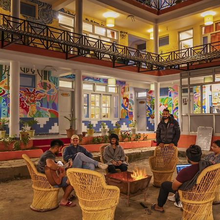 Zostel Old Manali Hostel Exterior photo