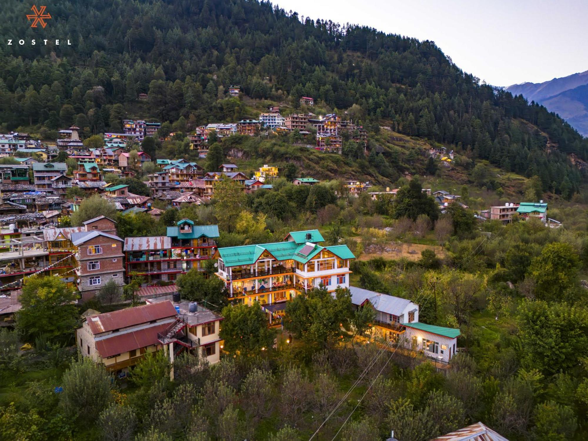 Zostel Old Manali Hostel Exterior photo
