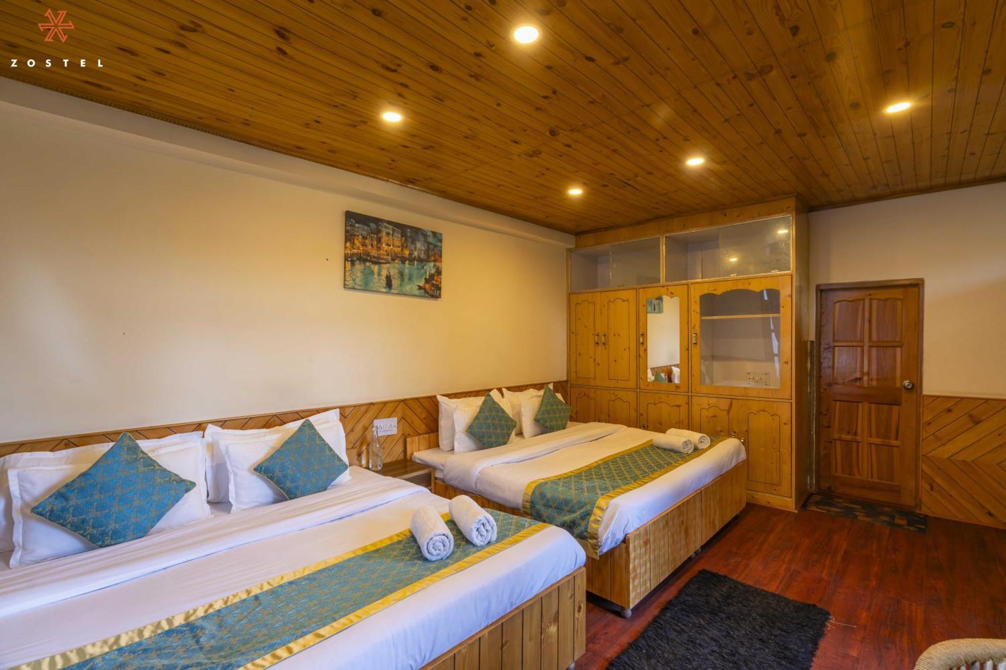 Zostel Old Manali Hostel Exterior photo