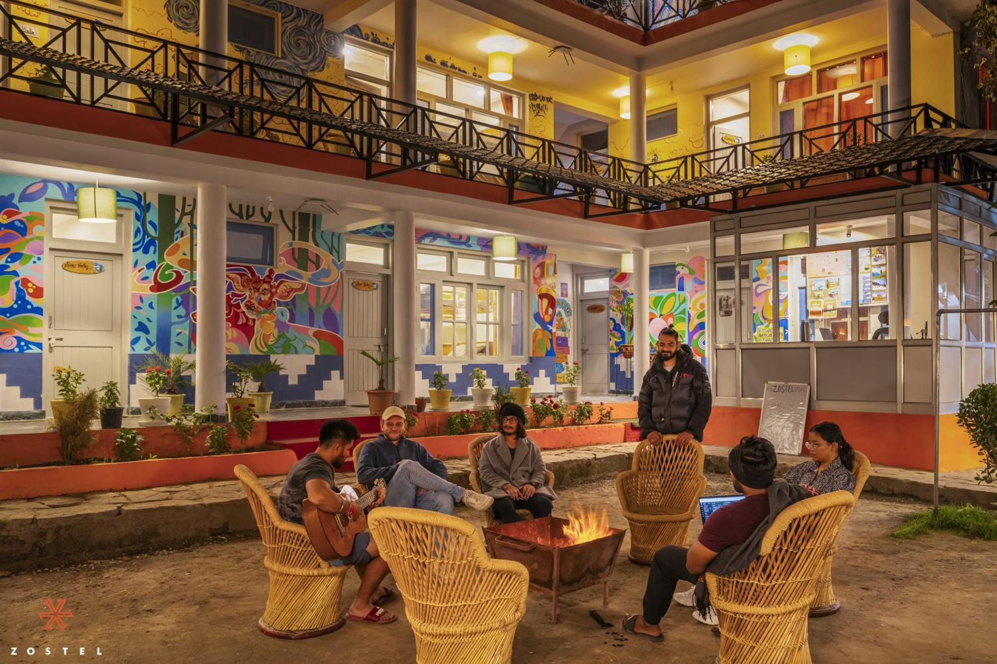 Zostel Old Manali Hostel Exterior photo