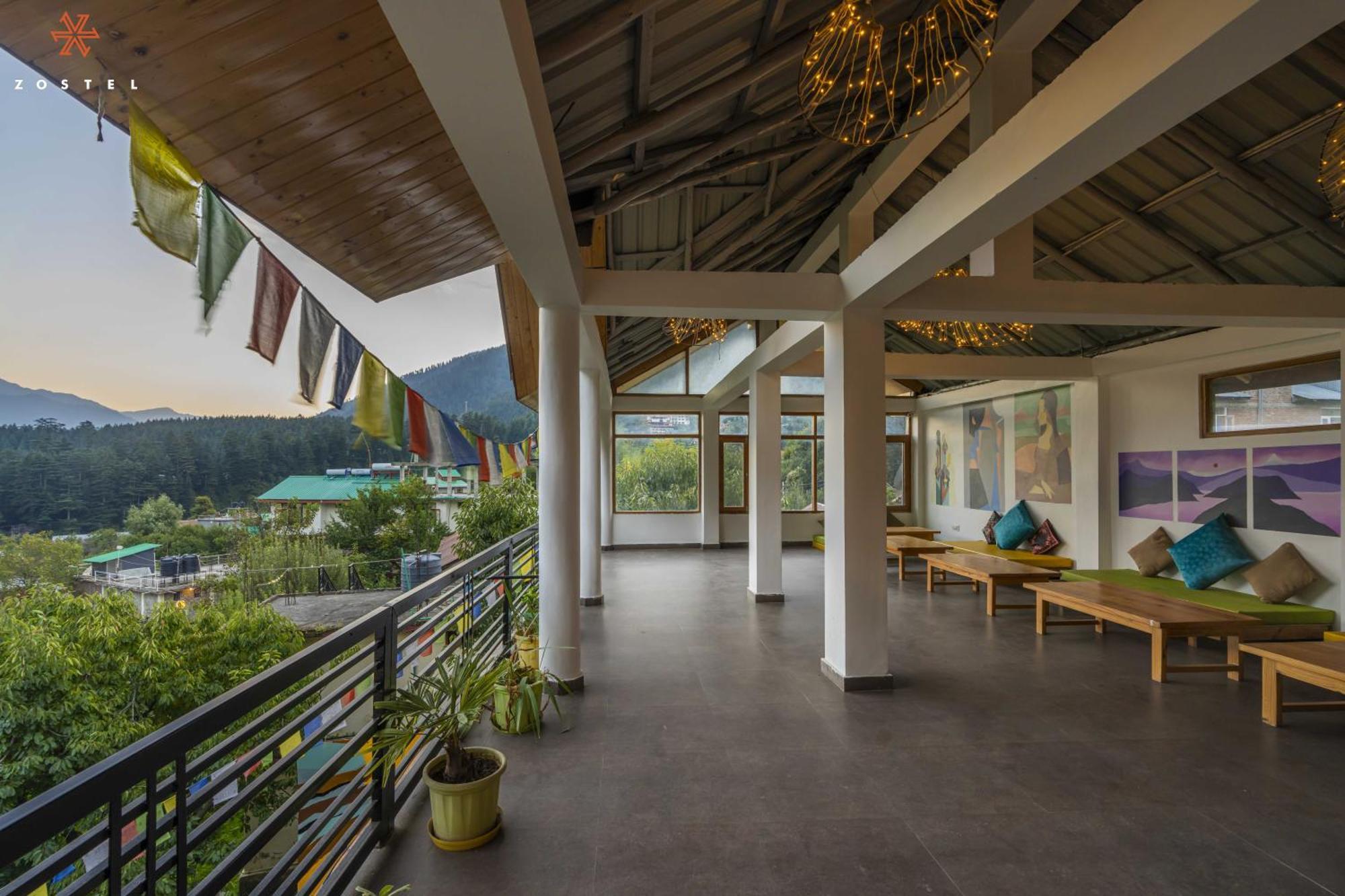 Zostel Old Manali Hostel Exterior photo